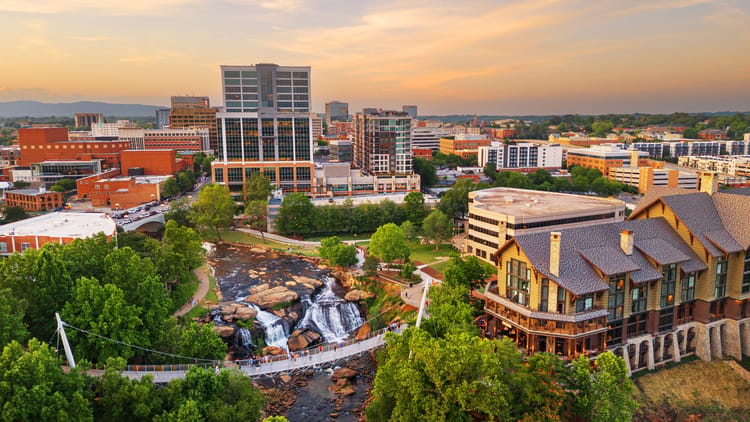 Greenville, SC downtown falls park as a perfect exampke of mid sized underrated RV digital nomad cities
